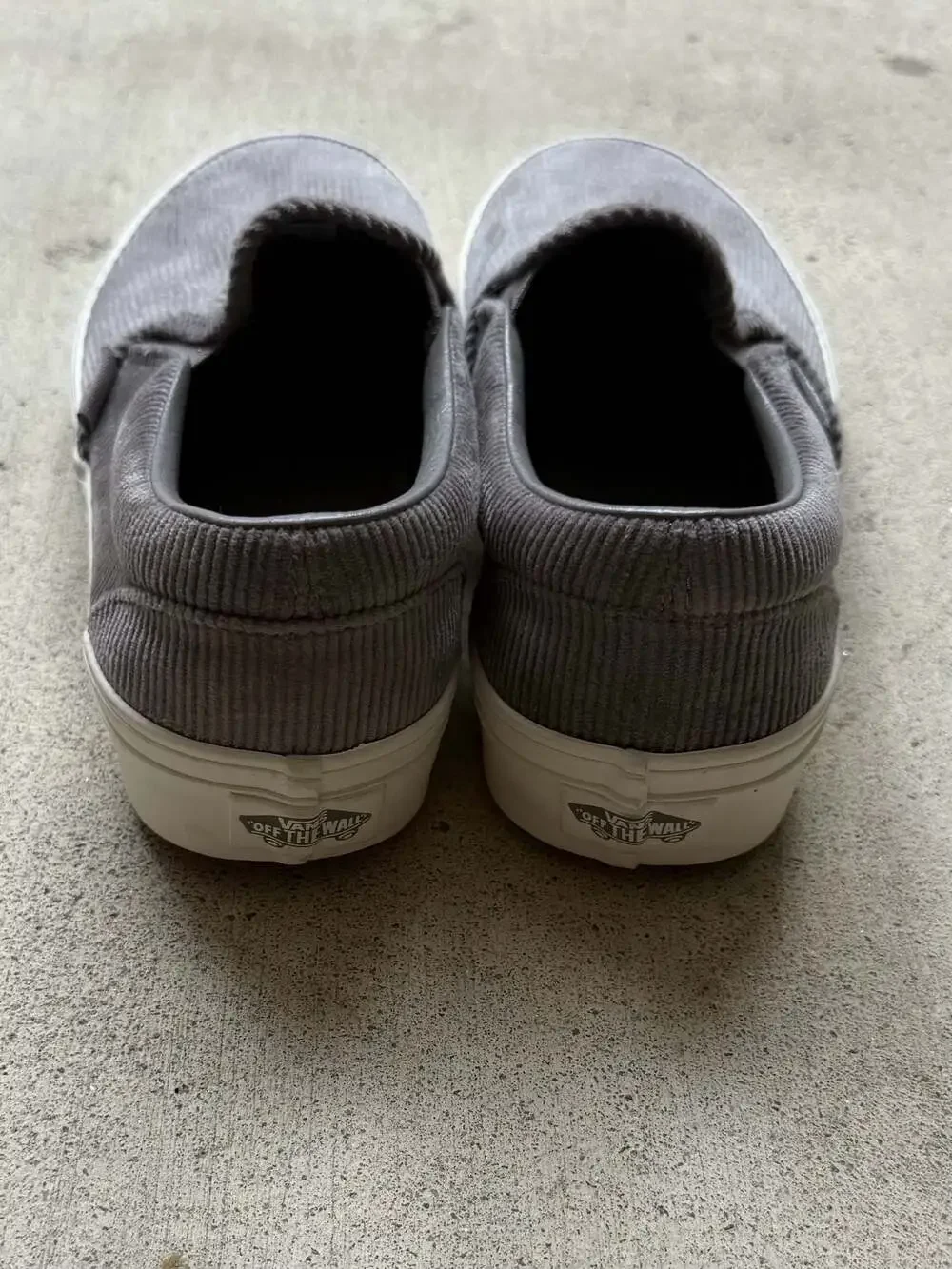 Vans Classic Slip-On Corduroy Grey Sneakers